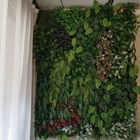 Verticale artificiale della parete dell'erba verde di stile della giungla per la casa